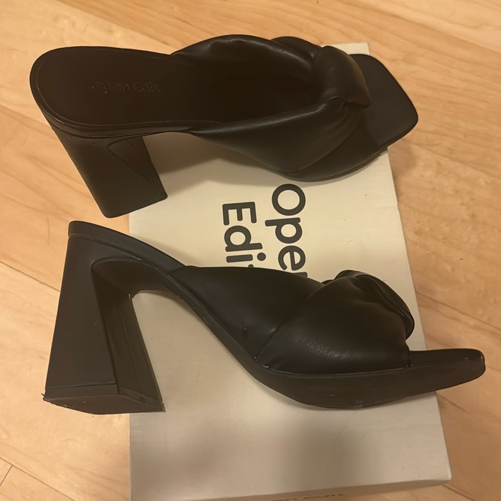 Black heel